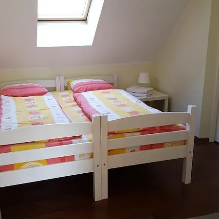 Reimani House Hébergement de vacances *