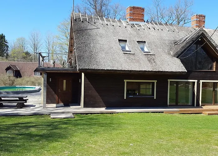 بيت للعطل Reimani House